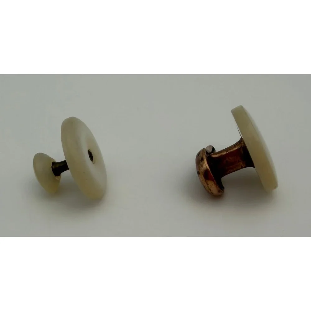 Vintage Mother of Pearl Cufflink and Shirt Stud Set Iridescent Round Q015